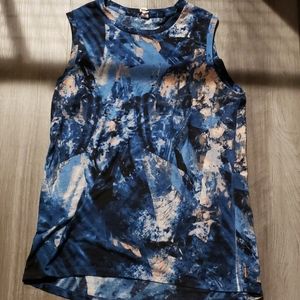 Lucy muscle fitted tank top